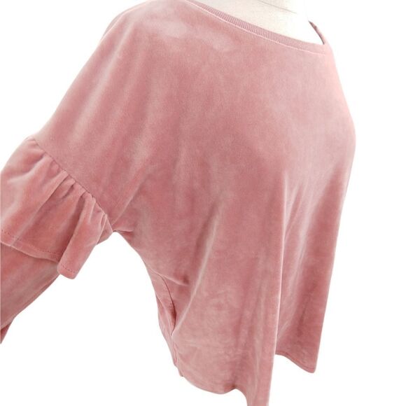 Two by Vince Camuto velour pullover top in plush pink w/ ruffle detail large - Picture 2 of 10